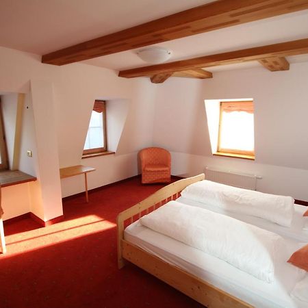 Gasthaus Weisskugel Hotel Mals Buitenkant foto