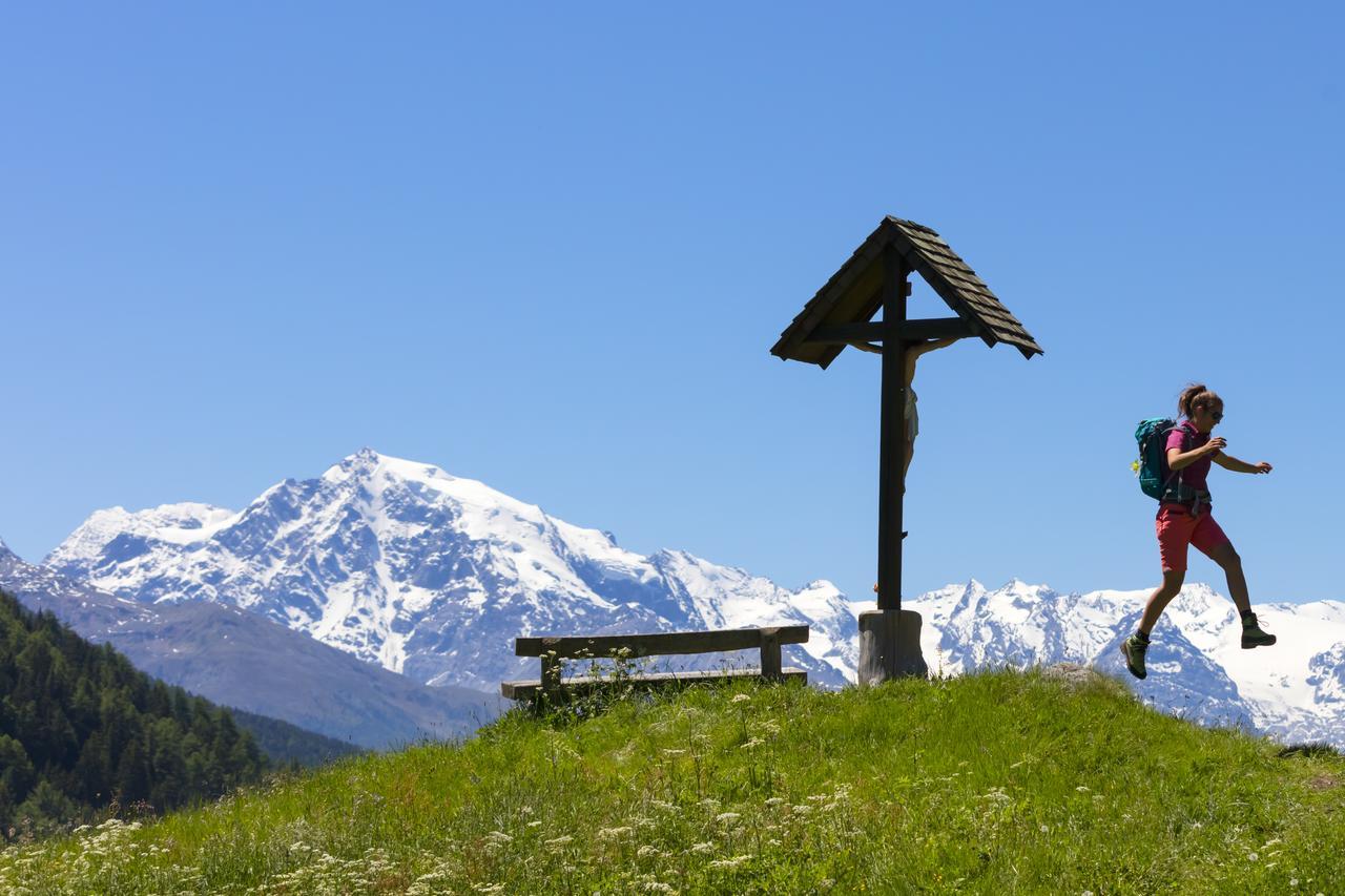Gasthaus Weisskugel Hotel Mals Buitenkant foto