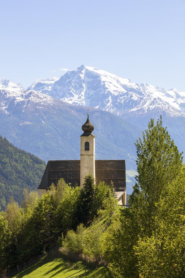 Gasthaus Weisskugel Hotel Mals Buitenkant foto